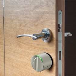 Danalock Smartlock V3 Motorschloss silber Bluetooth und Zigbee